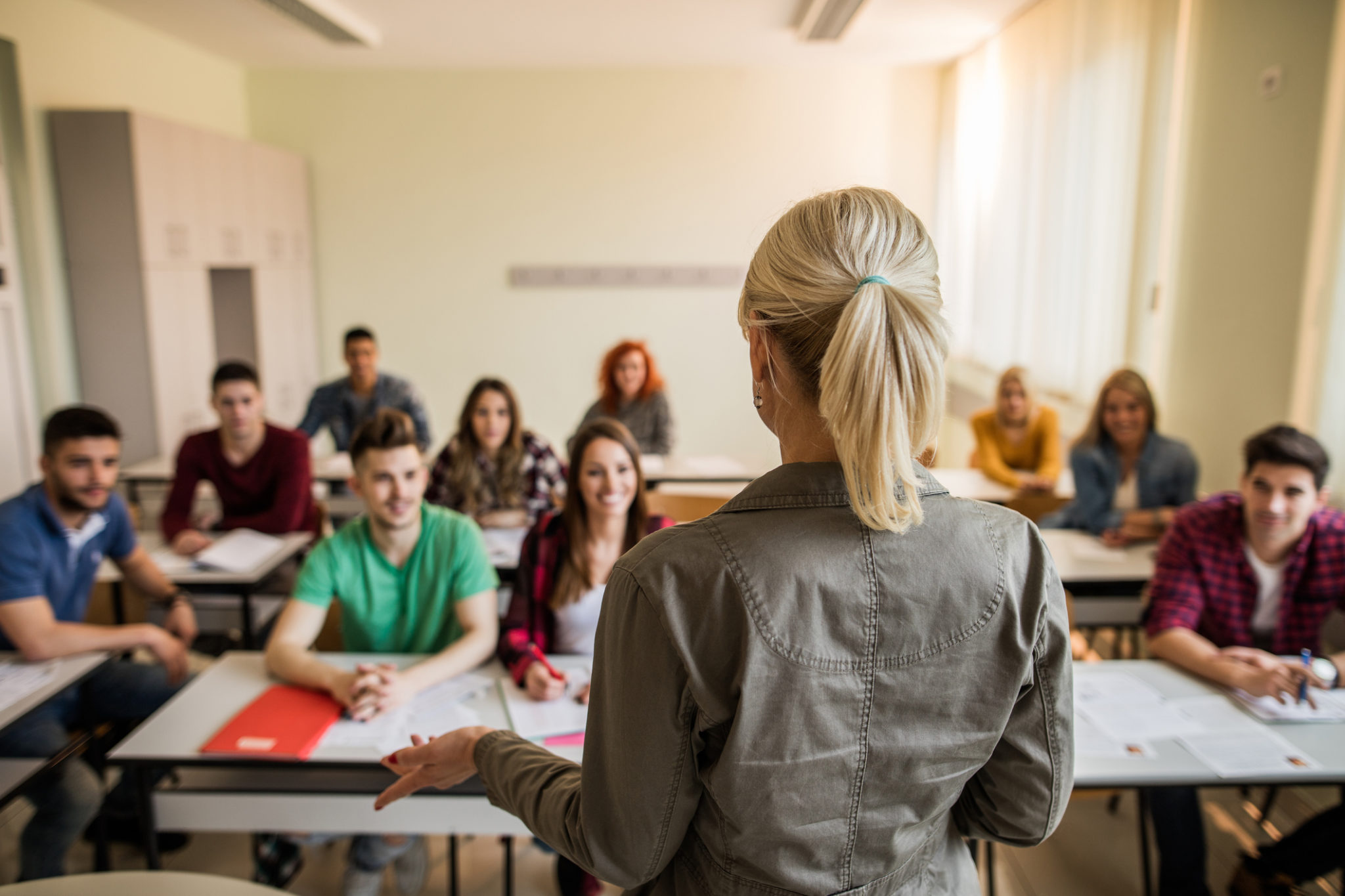 Интервью с преподавателем: учеба ЛГБТК+ студентов в России